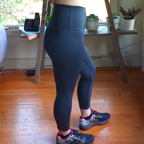 Leggings by 90 degree by reflex *NEW - Picture 2 of 5